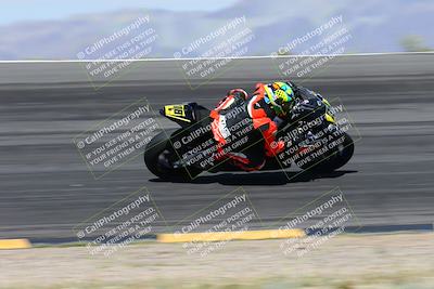 media/Apr-05-2024-Apex Assassins-CVMA Friday Practice (Fri) [[ee2ef04f2b]]/3-Racer 2/Session 3 (Bowl Speed Pans)/